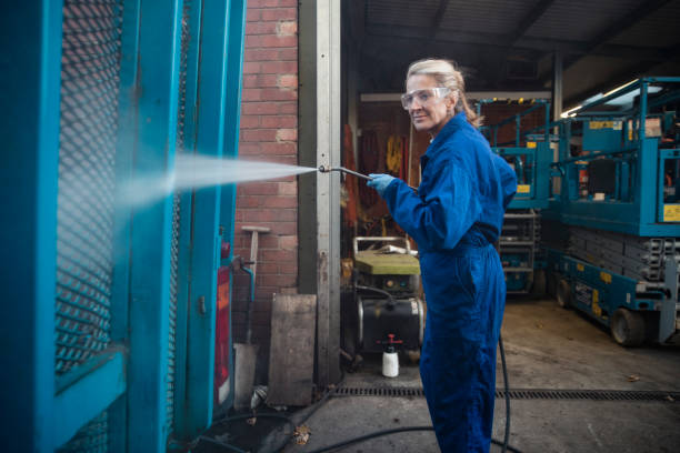 Best Gas Station Cleaning  in New Middletown, OH