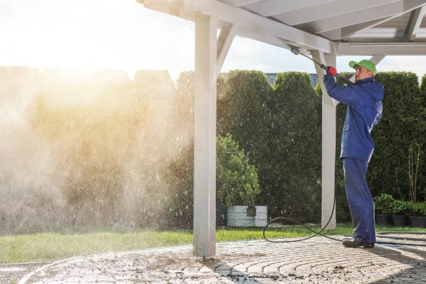 Best Fence Cleaning  in New Middletown, OH